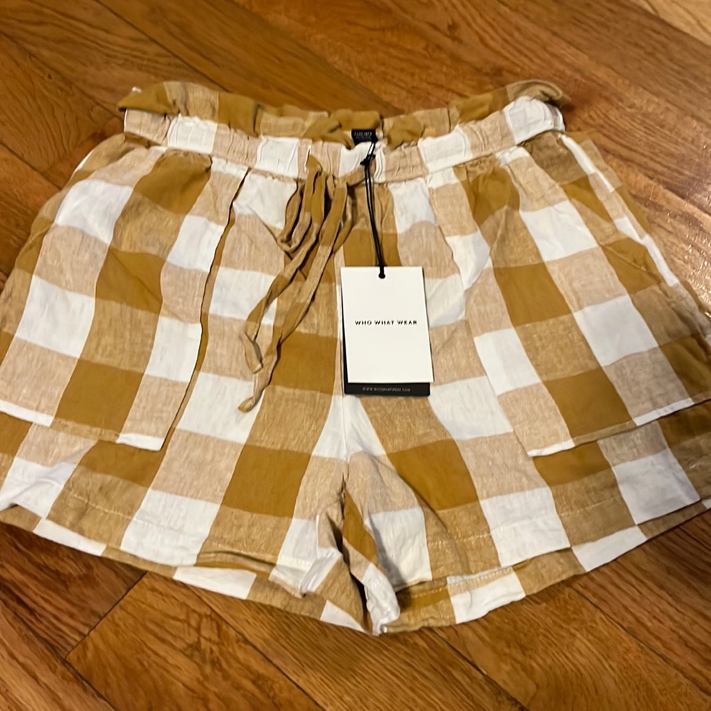 ☀️NWT Who What Wear High Waist Shorts Medium - Picture 2 of 6